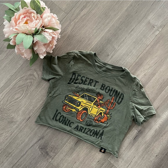 Iconic Arizona Desert Bound Olive Green Crop Top - Picture 2 of 3